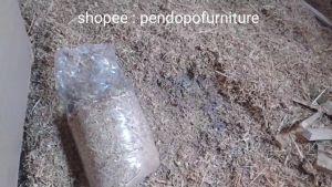 Serbuk kayu alas kandang 300 gram / serbuk kayu hamster / alas kandang landak mini  / pakan hamster / pasir hamster / alas kandang kucing / pasir kucing