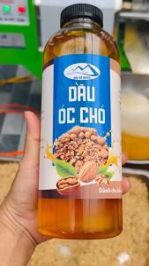 Dầu óc chó rừng nguyên chất (500ml1 lít). Tinh dầu hạt óc chó cho bé ăn dặm từ hạt óc chó nguyên tách vỏ