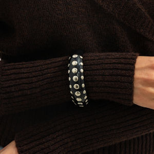 KunJoe Vintage Punk Irregular Rivet Resin Cuff Bracelet Geometric Wide Chunky HipHopFashion Bangle Jewelry Women 2026 New Gifts