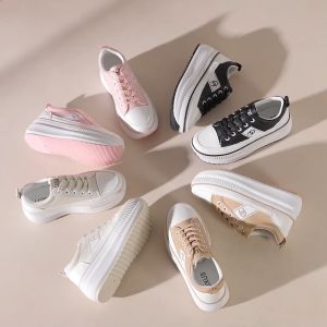 Luxus Karina Sepatu Wanita Sneakers Sporty Import Viral Kekiniaan Sepatu Jalan LX1001