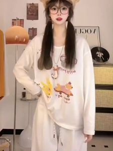 GDTIMA White Cute Dog Print U-neck Long Sleeved T-shirt For Women Autumn Loose Casual Top