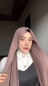 PASHMINA KAOS POLOS BAHAN KAOS RAYON SUPER.PASHMINA KAOS JAHIT TEPI