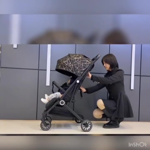 Baby stroller Collapsible 0 ~ 5 years old baby portable stroller can sit and lie one button folding light stroller