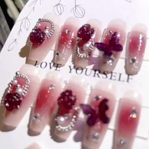 24Pcs Manikur Blush Kupu-kupu Burgundy - Manikur Lukisan Semprot Rantai Kupu-kupu 3d Panjang - Buatan Tangan - Dapat Dilepas dan Digunakan Kembali