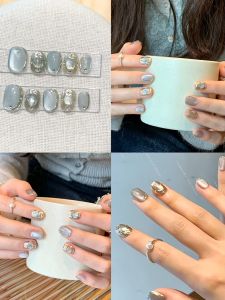 Handmade Short Wearing Nail Art White Bean Flashing Cat Eye Luxury Blue Color Series Wearable Nail Tips Chinese Origin