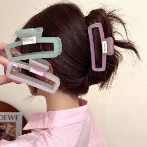Zy Fashion Korean Style Large Acrylic Hair Clip for Women Elegant Letter Shark Clip Fashion Girl Hair Clamp
