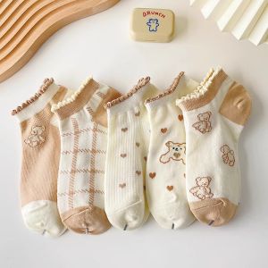 5 Pairs Cute Women Short Socks Cartoon Print Boat Socks Comfortable Breathable Sock Ankle Low Cut No-Show Bear Hearts Print