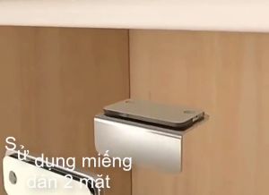 Chốt nam châm mini góc 90 độ dùng cho cánh cửa tủ đa năng có băng dính 2 mặt và vít kèm theo
