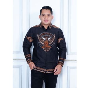 Baju batik pria dewasa batik lengan panjang pendek full furing batik wisanggeni solo motif bhineka hitam