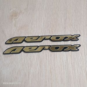 emblem yamaha AEROX timbul bahan akrilik