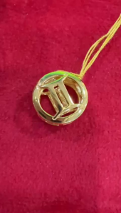 Poh Heng Jewellery 22K Gemini Charm Pendant in Yellow Gold [Price By Weight]