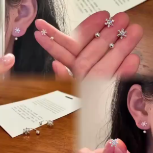 เงินเข็มเกล็ดหิมะต่างหูสตั๊ดต่างหูคริสต์มาสของผู้หญิงใหม่ร้อนขายระดับไฮเอนด์ฤดูใบไม้ร่วงและฤดูหนาวต่างหูสกรูอุปกรณ์ของขว