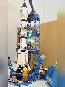 OKEYBELI Mainan Anak Roket Block Brick Space Shuttle Balok Susun Luar Angkasa N11