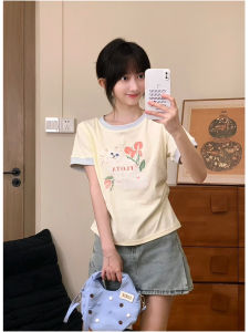 Áo Thun Nữ Cổ Tròn Tay Ngắn in Hình Mèo Dễ Thương Màu Kem Ngắn Không Hở Eo Dáng Ôm Vừa Vặn Mùa Hè Chất Liệu Cotton Pha Trộn