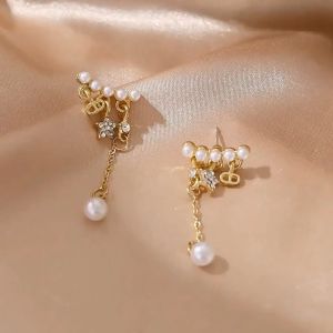 Anting Titanium Gaya Korea: Tasel Pearl Classic Retro & Aksesoris Fashion Anting Tusuk Giwang