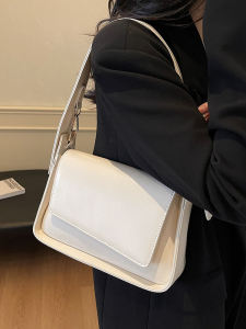 Fashionable Urban Minimalist Womens Crossbody Bag Single Shoulder Underarm Office Small Square Bag Magnetic Buckle Closure