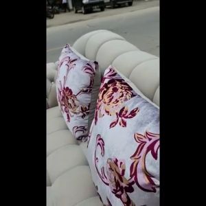 Sofa L Putus Lengkung Kancing: Desain Modern untuk Ruang Tamu