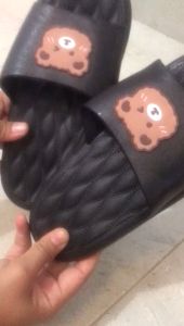 Sandal Beruang Slip-On Sandal Jelly Sandal Rumah Anti Slip Tidak Licin /Kamar Mandi Slipper Strap Comfy Cowok Cewek Korea Sendal Beruang Sendal Jelly Wanita
