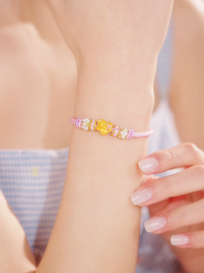 ZHOU LIU FU 周六福 24K Gold Horse Bracelet Lucky Chinese Zodiac Heart Shape Horse Pink Braided Bracelet for Girls 16+6cm A1715542