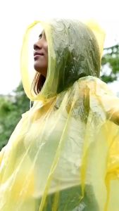 Áo mưa nylon tiện lợi - dễ sử dụng - nhẹ gọn - nhu cầu sỉ inbox shop - Kiến Lửa