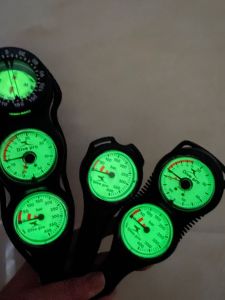 dbsqszb | Three-way Air Pressure Gauge