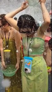 ปืนฉีดน้ำเด็ก ของเล่นน้ำสงกรานต์ ความจุขนาดใหญ่ ของขวัญสําหรับเด็ก ปืนฉีดน้ำขนาดใหญ่