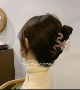 Wave Catch Clip Shark Clip Hair Clip Back Of Head Hair Accessory Simple Female Summer Bath Hair Clip Temperament Hair Clip