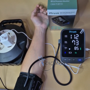 Tensi Meter Digital iTrust BP113 Black Edition / Automatic Blood Pressure Monitor / Alat Cek Tekanan Darah Garansi Resmi 3 Tahun | KYOMED