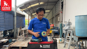 ลูกขัดใยสังเคราะห์ SUMO ฝาหลัง 4 นิ้ว ลูกขัด sumo ซูโม่