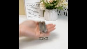 ไฟฉายพวงกุญแจน้านูนิ้ว 30cm LED แสงสะท้อน ชุด Type-C และชาร์จไฟ