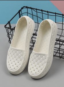 Womens Plastic Sandals Summer Hollow Breathable Beach Shoes White Flat Bottom Nurse Clog Slip-On Anti-slip Soft Bottom Work Shoes