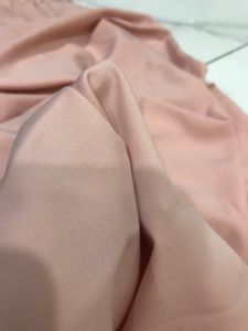 vải cotton lụa màu hồng da mềm rũ_( khổ 1m5)  dày vừa may đầm váy áo kiểu quần tây set comple