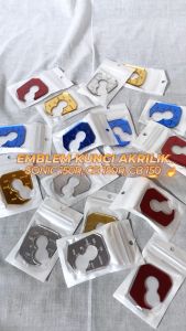 EMBLEM KUNCI AKRILIK & COVER KONTAK MOTOR SONIC 150R CB 150R CB 150 / EK AM 10\\n\\n Deskripsi Produk\\n\\nEmblem motor ekstra AM 10 dan aksesoris motor CB 150R adalah pilihan tepat untuk Anda yang ingin menambahkan sentuhan keindahan pada kendaraan Anda. Dalam artikel ini, kami akan membahas tentang EMBLEM KUNCI AKRILIK / EMBLEM COVER KONTAK MOTOR SONIC 150R CB 150R CB 150 / EK AM 10, yang memiliki berbagai kelebihan.\\n\\n Bahan Akrilik Ketebalan 2mm\\n\\nEmblem kunci akrilik motor ini terbuat dari bahan akrilik dengan ketebalan 2mm, memberikan tampilan yang elegan dan kuat. Bahan ini juga tahan lama dan mudah dibersihkan.\\n\\n 4 Macam Varian Warna\\n\\nTersedia empat macam varian warna yang dapat Anda pilih sesuai dengan preferensi Anda. Anda dapat memilih warna yang sesuai dengan gaya Anda dan kendaraan Anda.\\n\\n Free Perekat\\n\\nDalam pembelian emblem kunci akrilik motor ini, Anda akan mendapatkan perekat gratis yang dapat membantu Anda dalam proses pemasangan.\\n\\n Cara Penggunaan & Pemeliharaan\\n\\nBerikut adalah langkah-langkah cara pasang emblem kunci akrilik motor dan cara membersihkan cover kontak motor:\\n\\n Cara Pasang Emblem Kunci Akrilik\\n\\n1. Bersihkan area pemasangan dengan kain kering.\\n2. Tempelkan emblem kunci akrilik pada area yang telah dibersihkan.\\n3. Tekan dengan kuat selama beberapa detik hingga emblem terpasang dengan baik.\\n\\n Cara Membersihkan Cover Kontak Motor\\n\\n1. Gunakan kain basah untuk membersihkan cover kontak motor.\\n2. Jangan menggunakan bahan kimia keras yang dapat merusak cover kontak motor.\\n3. Setelah selesai, biarkan kering sebelum menggunakannya kembali.\\n\\n Informasi Penting\\n\\nBerikut adalah informasi penting yang perlu Anda ketahui:\\n\\n Jam Operasional Store\\n\\nJam operasional store kami adalah Senin - Sabtu, Jam 09.00 - 17.00 WIB. Order sebelum pukul 16:00 agar barang dikirim hari ini. Orderan masuk diatas pukul 16:00 akan diproses dan masuk pengiriman hari berikutnya. Khusus hari sabtu, orderan diatas pukul 16:00, akan diproses dan masuk pengiriman hari senin.\\n\\n Proses Pengiriman Barang\\n\\nProses pengiriman barang kami dilakukan dengan cepat dan aman. Kami menggunakan jasa pengiriman terpercaya untuk memastikan barang sampai ke tangan Anda dengan baik.\\n\\n Stok Barang Selalu Ready\\n\\nBarang kami selalu ready, jadi Anda bisa langsung memesan tanpa perlu bertanya stok. Selamat berbelanja!!!!!\n}