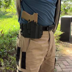 CZ Pancake Holster for CZ P10 C / F / S CZ 75 SP-01 Shadow 2 P-07 Low-Profile Outside Waistband Concealed Carry Holster Belt Fit Up to 1.5" (3.8 cm)