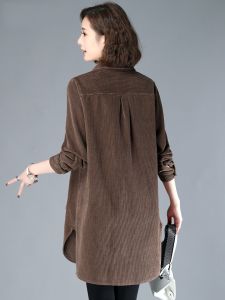 เสื้อเชิ้ตคอโปโลแขนยาวผ้าคอร์ดูรอยทรงหลวมสไตล์ลำลองสำหรับคุณแม่วัยกลางคนและผู้สูงอายุ ฤดูใบไม้ผลิและฤดูใบไม้ร่วง