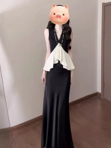 CHANGTONG | Stylish Audrey Hepburn French Style V-Neck Two-Piece Set for Summer OOTD