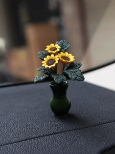 Car Dashboard Decorations Mini Sunflower Vase High-End Feel New 2025 Model Vehicle Interior Accessories Stress Relief