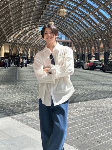 Neapolitan White Shirt: A Guide to Men's Long Sleeves Spring & Autumn Fashion