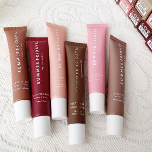 ซัมเมอร์ ฟรายเดย์ส ดรีมมี่ ลิป ออยล์ สีเบจ ลิปกลอสเนื้อบัตเตอร์บาล์ม บำรุงริมฝีปากให้ชุ่มชื้นและมีสีสัน