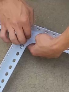 *ครบ30ม.แถมอุปกรณ์*เหล็กฉากเจารู เหล็กฉาก สำหรับทำชั้นวางของ หน้าใหญ่ เหล็กฉาก ชั้นวางของ หนา 2 มิล เกรดAAAอย่างดี เหล็กฉากรู หลายขนาด ราคาต่อท่อน เหล็กฉากสีขาว เลือกสั้งได้ตามต้องการของดีพร้อมส่งขนาด3.5”x3.5