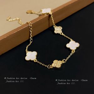 Pink Sakura Four Leaf Clover Bracelet Luxury Sensation Small Audience Design Zircon Super Shiny Elegance Lady Style Hand Jewelry