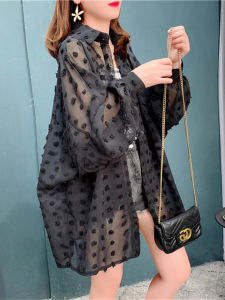 เสื้อเชิ้ตผู้หญิงฤดูร้อนปี 2024 เสื้อคาร์ดิแกนบาง แขนยาวระบายอากาศได้ดี แฟชั่น เสื้อคลุมกันแดดแบบสวมหัว ทรงหลวม