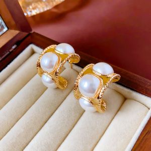 Palace Style Round Imitation Pearl Ear Studs for Women Vintage High-end C-shaped Stud Earrings Jewelry Wedding Party Gift K
