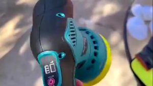 8ระดับ เครื่องขัดสีรถ12V ปรับความเร็วได้ 8 ระดับ พร้อมฟองน้ำขัด 4 ชิ้น เครื่องมือขัดไฟฟ้าที่ออกแบบมาสำหรับรถยนต์