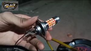 Lampu LED H4 Motor 40 Titik & Lampu Utama Putih Kuning