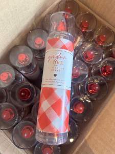 Bath & Body Works “Gingham Love”