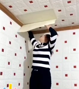 paket 10lembar !!! wallpaper dinding 3d foam batik vienna ukuran 70x70cm