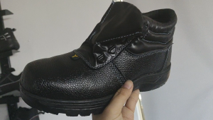 WHITBY（3 Days Delivery）COD Steel Toe Boots for Men High Quality Work Construction Boots For MenS Indestructible Safety Shoes