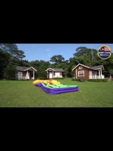 Children Inflatable Trampoline Slide Bouncy Bed Jumping Outdoor Playground Toy Gelongsor Mainan Lompat Budak 82006