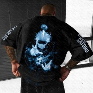 เสื้อยืดโอเวอร์ไซส์ลายโกโจ ซาโตรุ จากอนิเมะเรื่อง จูจุสึ ไคเซ็น สไตล์ฮาราจูกุ ฤดูร้อน 2025 แนวเรโทร สตรีท ลำลอง ใส่ได้ทั้งผู้หญิงและผู้ชาย แขนสั้น
